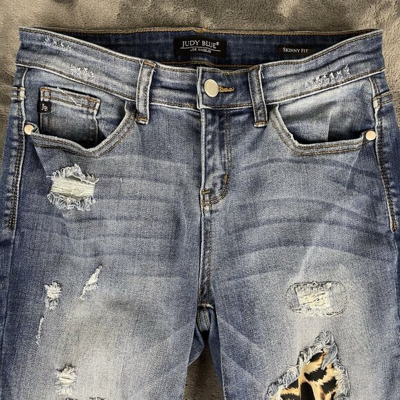 Judy Blue Womens Distressed Skinny Fit Leopard Cheetah Patches Jeans Size 5/27 - Picture 3 of 13